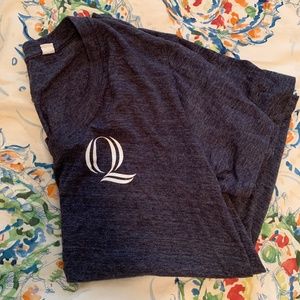 Quinnipiac University Q Logo Tee